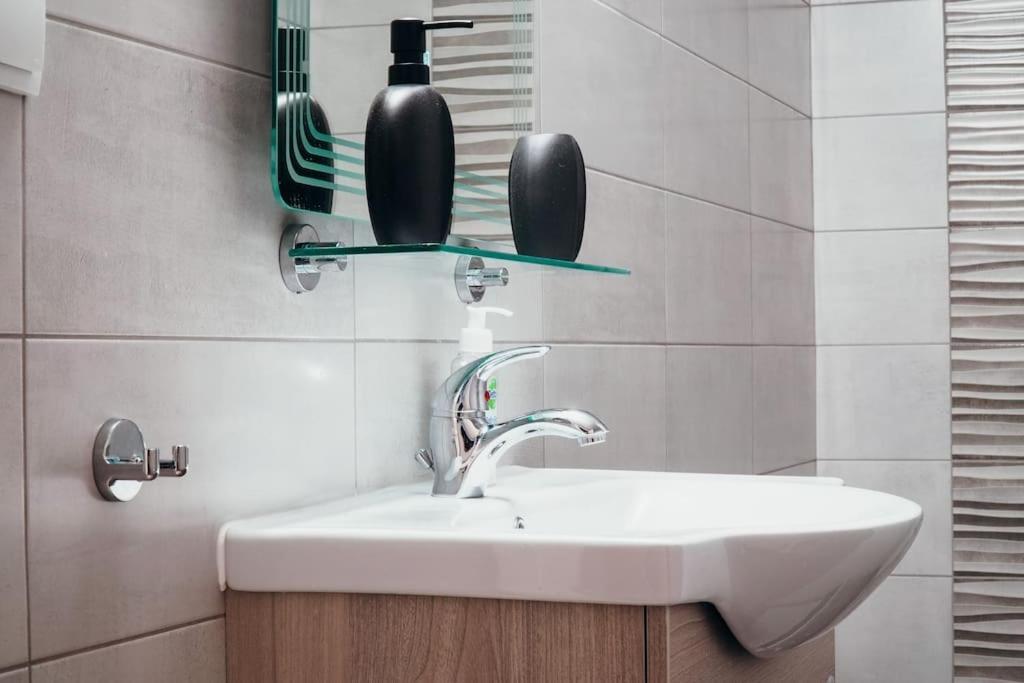 Charming Apartment In Keramikos Αθήνα Εξωτερικό φωτογραφία